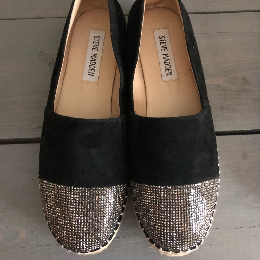 Black Steve Madden slip ons